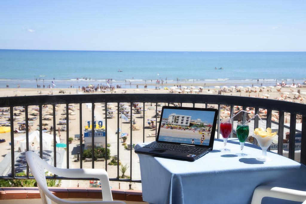Hotel Usa Rimini Pokoj fotografie